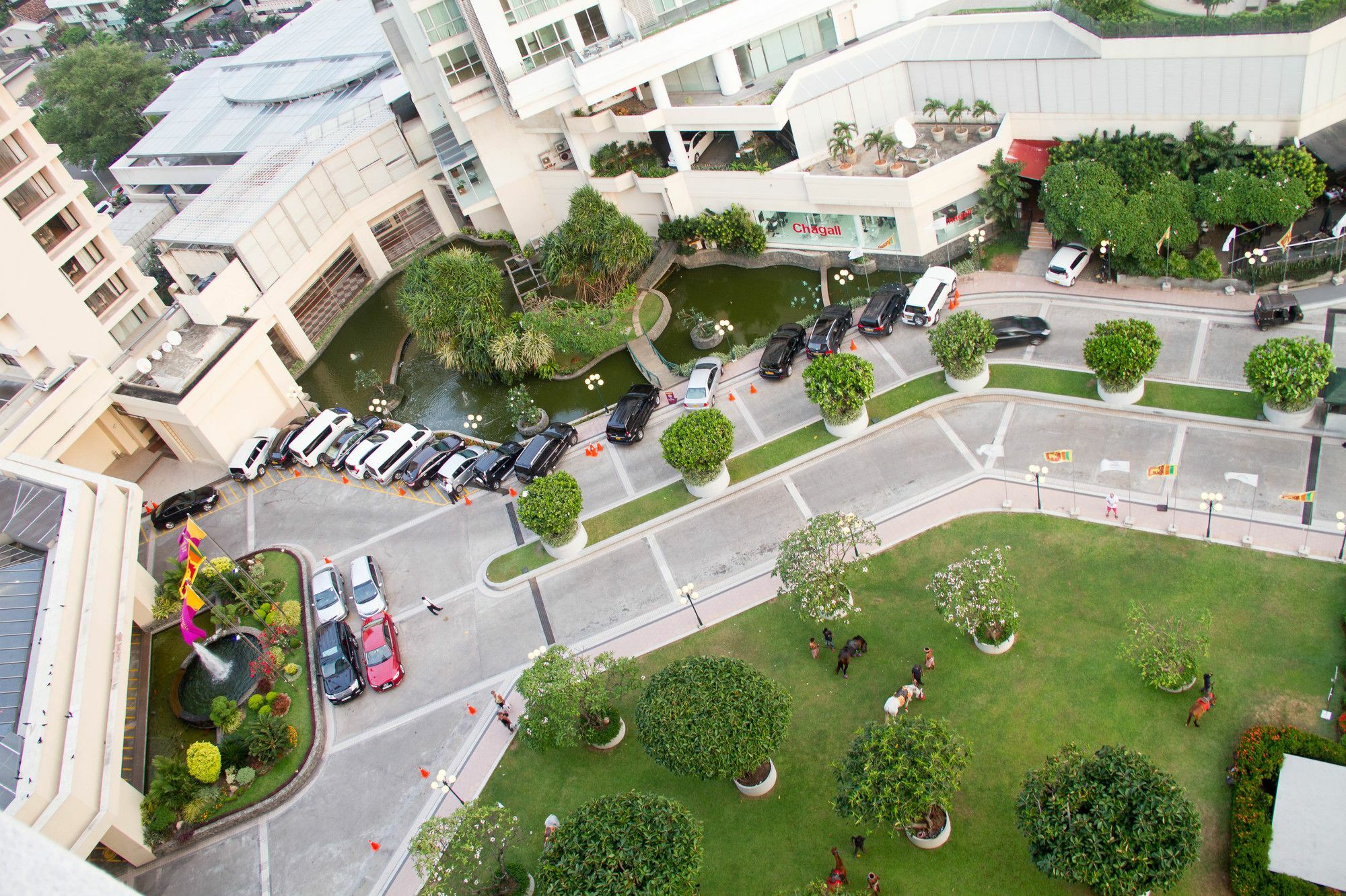 Crescat Residencies Apartment Colombo Ngoại thất bức ảnh