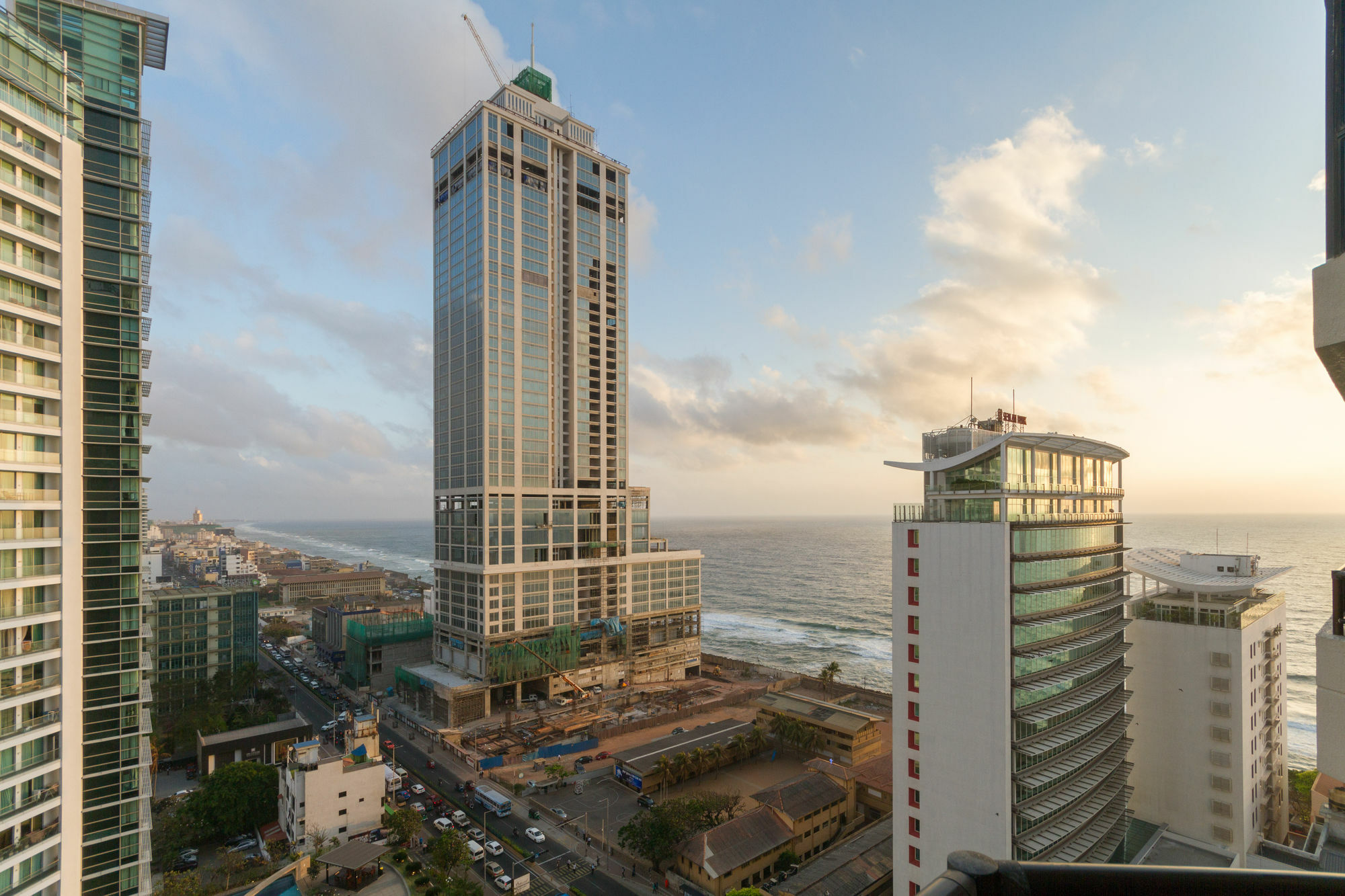 Crescat Residencies Apartment Colombo Ngoại thất bức ảnh