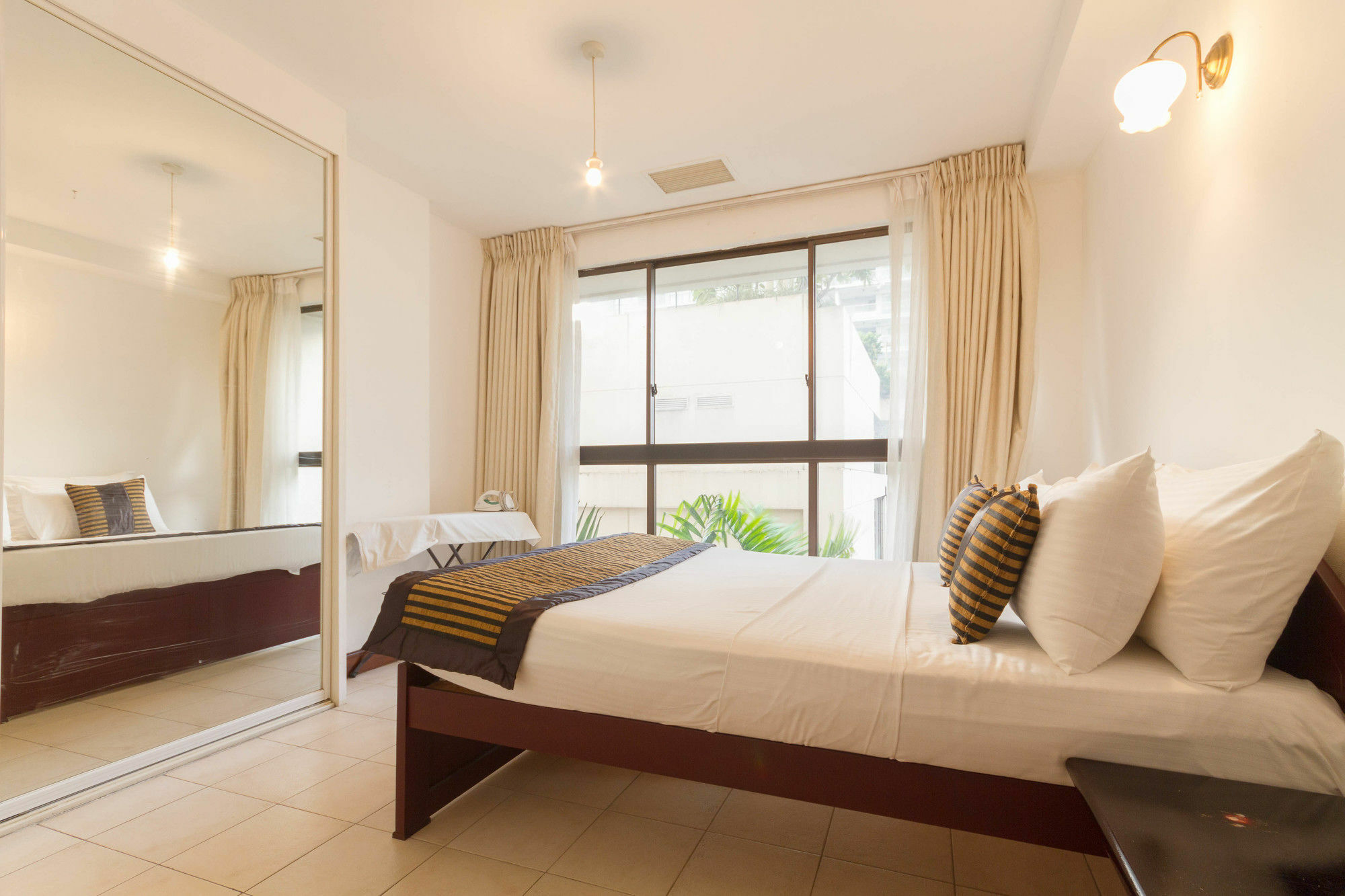 Crescat Residencies Apartment Colombo Ngoại thất bức ảnh